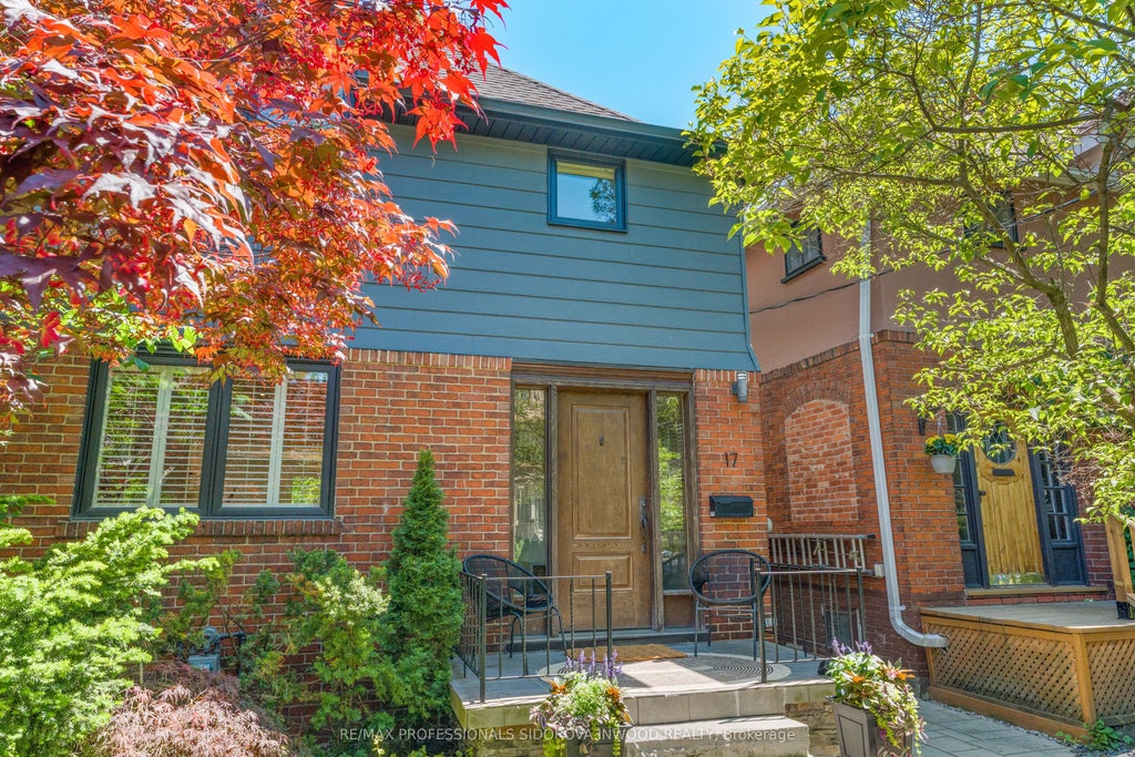 Photo of 17 Lincoln Avenue, Toronto, ON M6P 1M7 (MLS # W13422654)