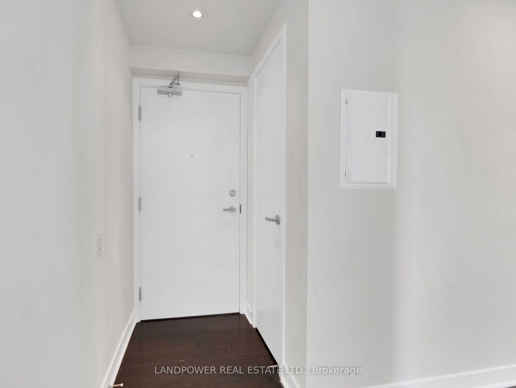 Photo of 15 Grenville Street #2609, Toronto, ON M4Y 0B9 (MLS # C12457130)