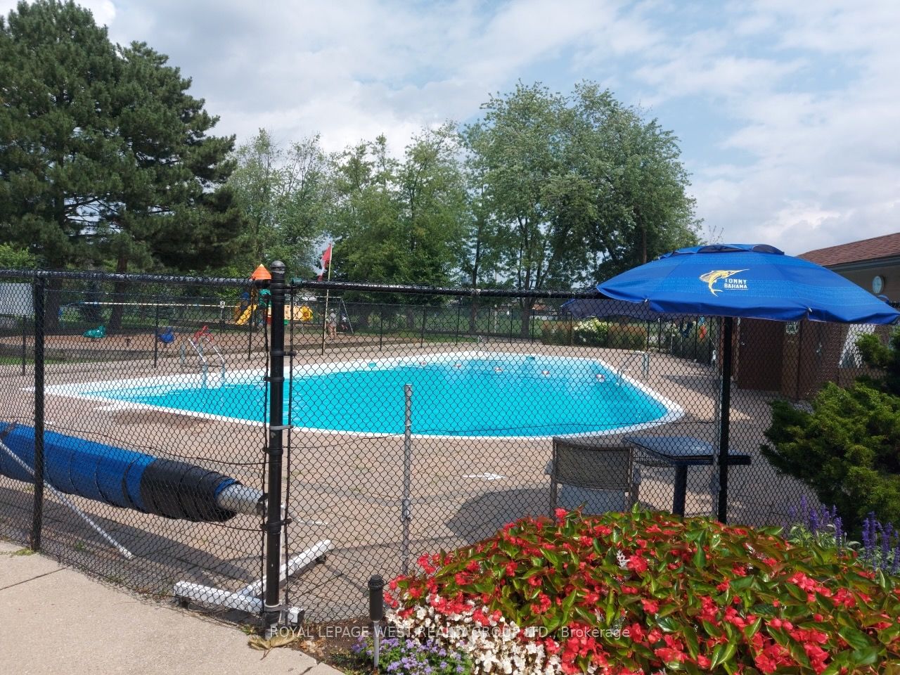 812 Burnhamthorpe Road 1408