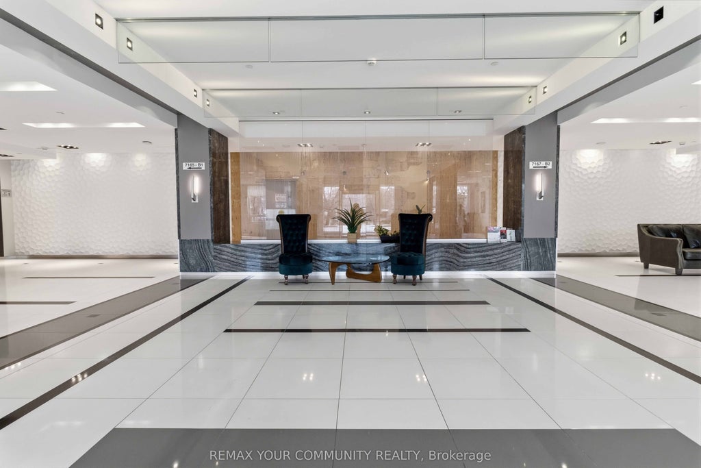 Photo of 7167 Yonge Street #418, Markham, ON L3T 0E1 (MLS # N13564754)