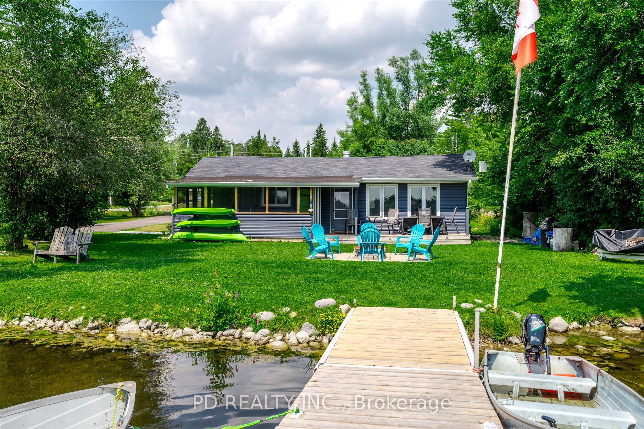 Photo 1 of 44 — 9 Charlotte Crescent, Kawartha Lakes, ON K0L 2W0