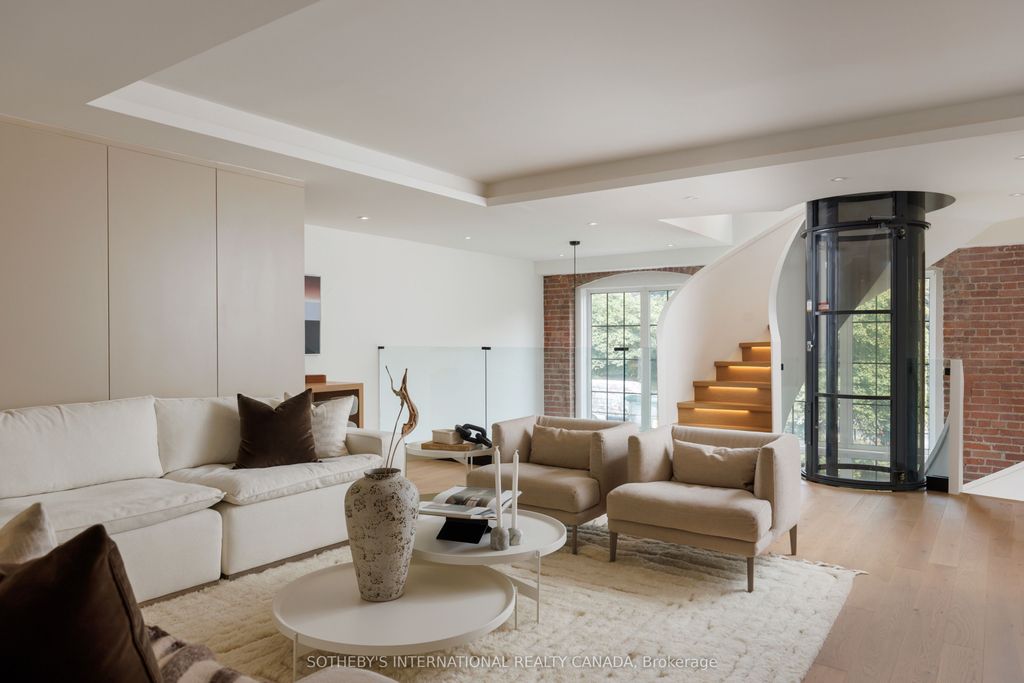 Photo of 1100 Lansdowne Avenue #339, Toronto, ON M6H 4K1 (MLS # W12393393)