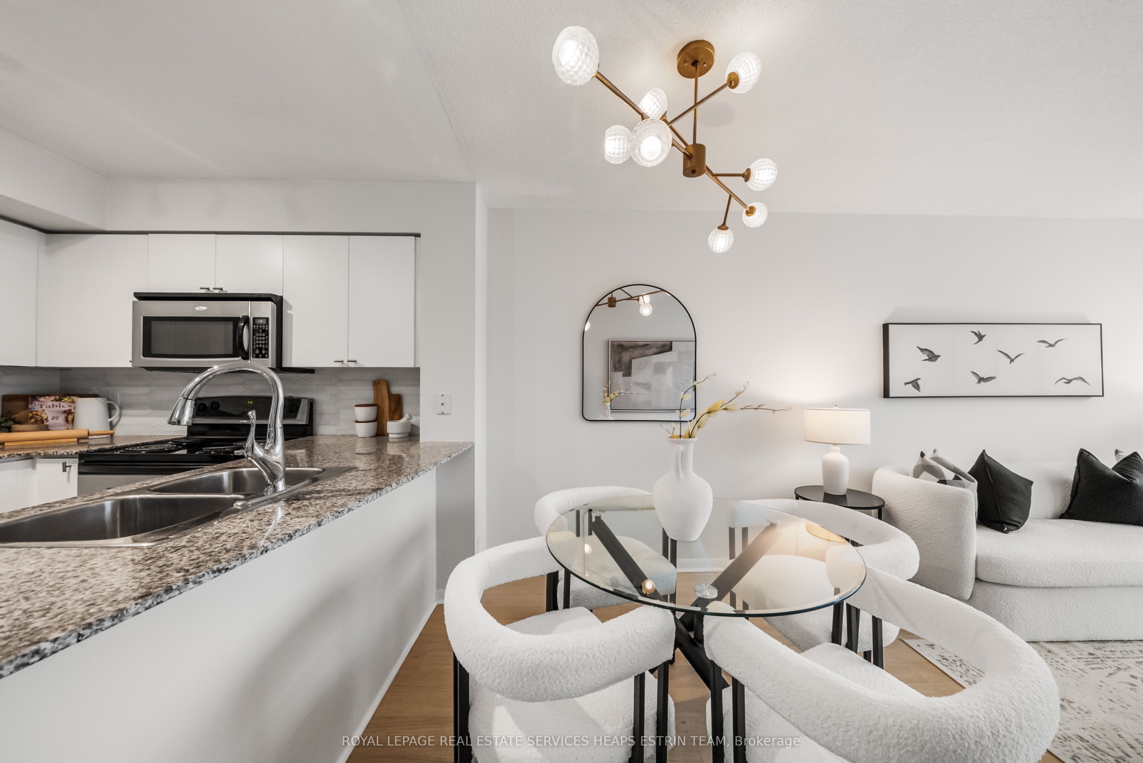 231 Fort York Boulevard 910