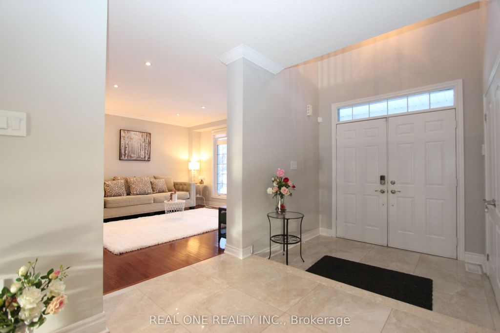 Photo of 2 Delisle Street, Richmond Hill, ON L4S 2R3 (MLS # N12756256)