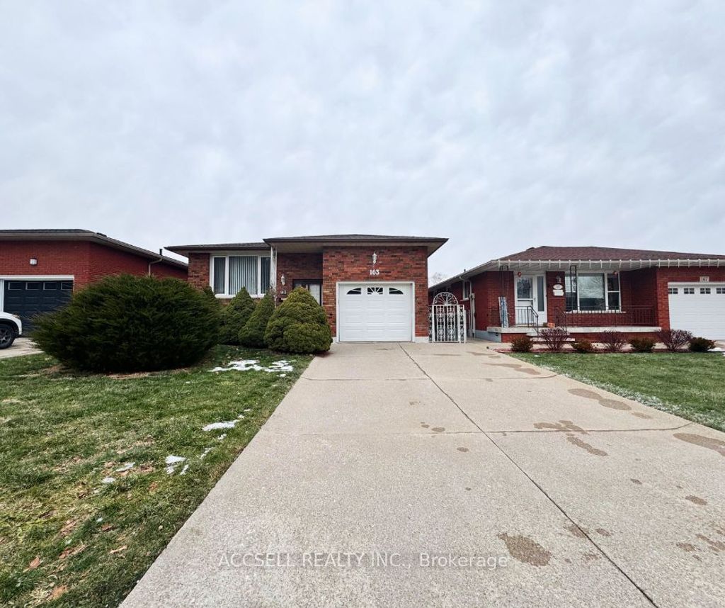 Photo of 163 Marcella Crescent, Hamilton, ON L8K 6G2 (MLS # X12675002)