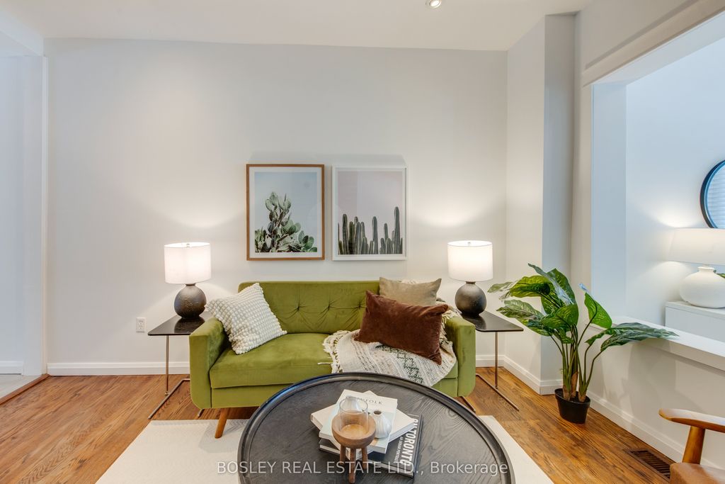 Photo of 166 Hiawatha Road, Toronto, ON M4L 2X9 (MLS # E12752192)