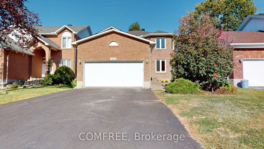 Photo of 1234 Matheson Road, Cyrville - Carson Grove - Pineview, ON K1J 1A7 (MLS # X12450483)