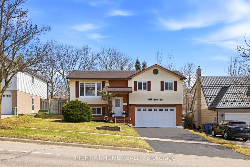 Photo of 602 WILLOW Road, Guelph, ON N1H 7M5 (MLS # X13420514)