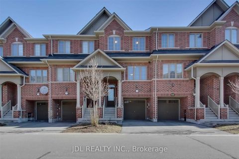 1374 Granrock Crescent Mississauga ON L5E 0E1