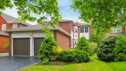 8 Couperthwaite Crescent Markham ON L3R 6N4