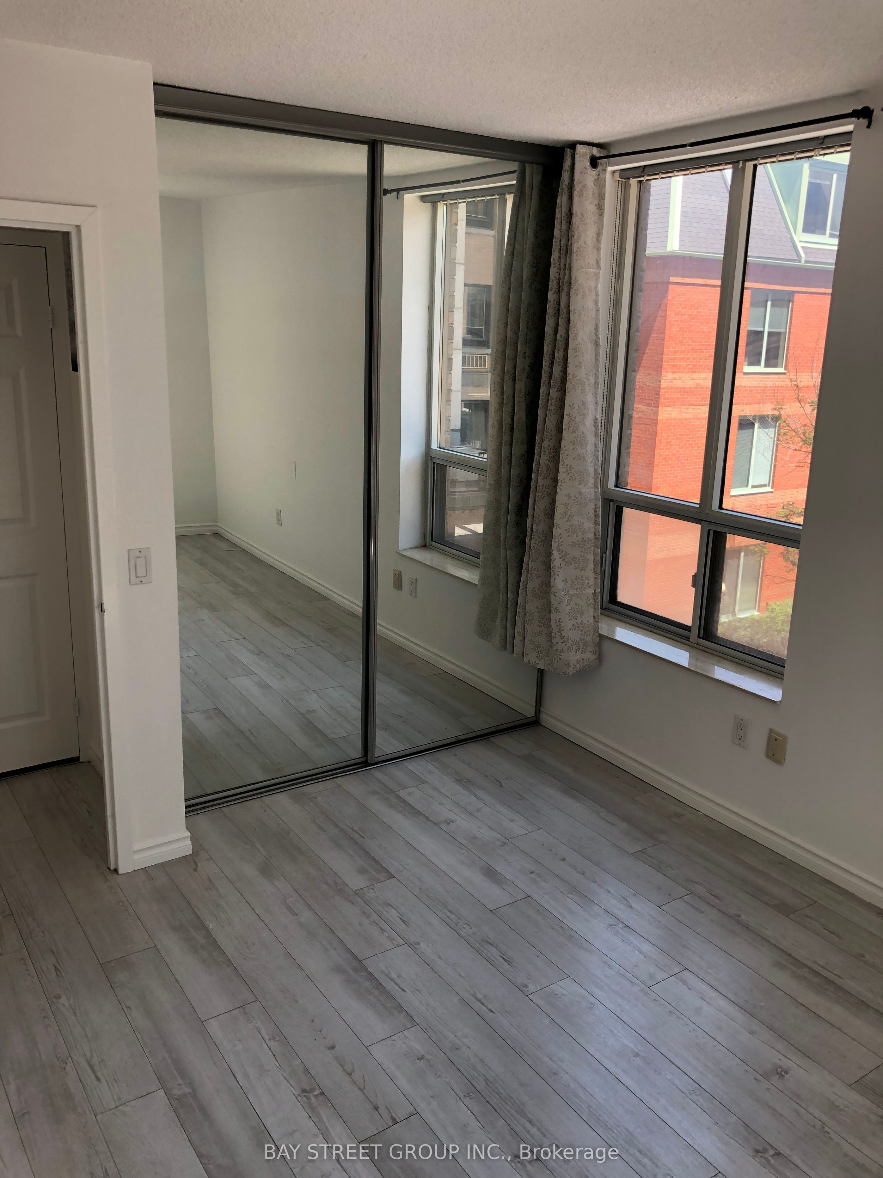 284 Bloor Street W 308