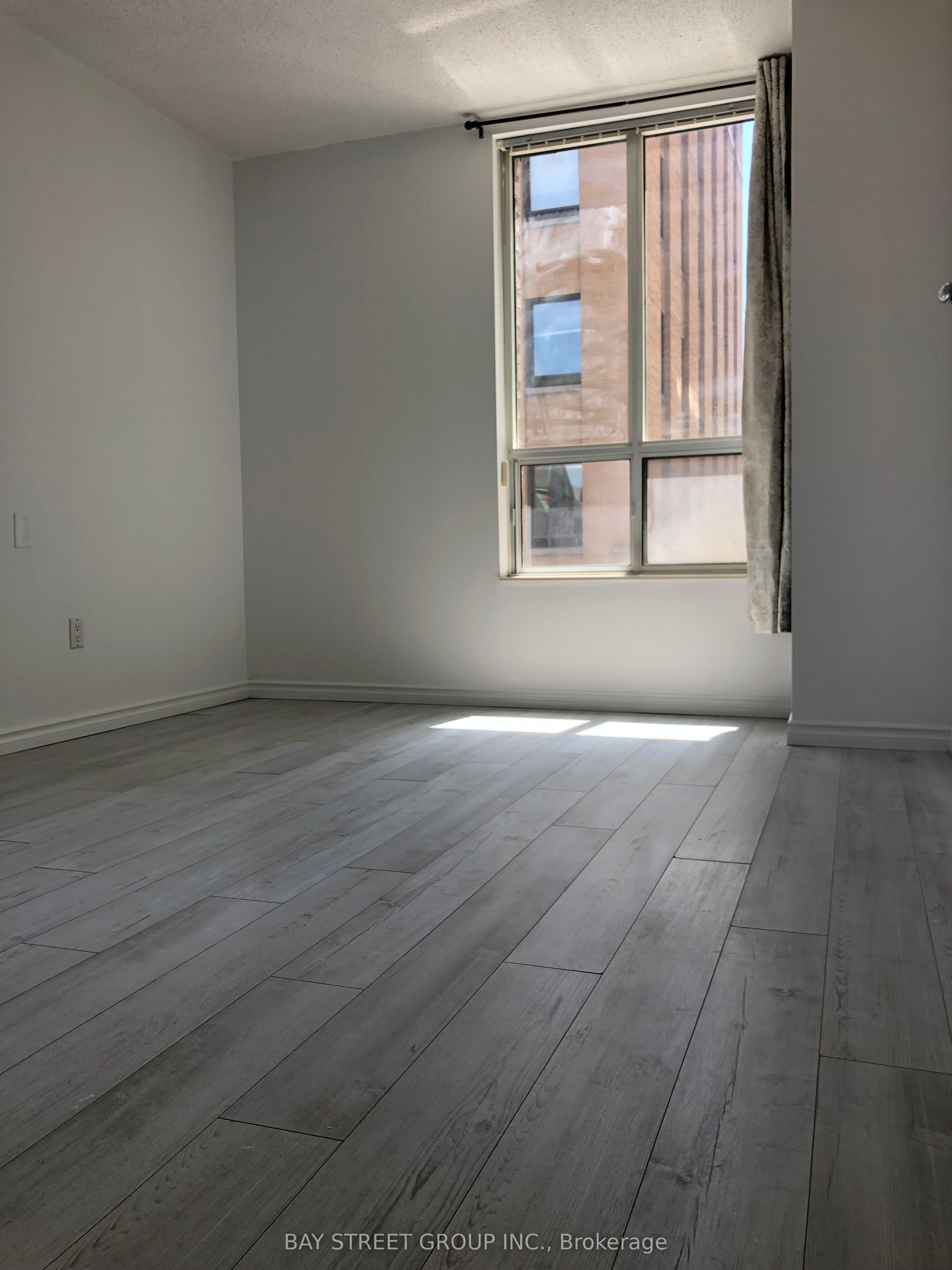 284 Bloor Street W 308