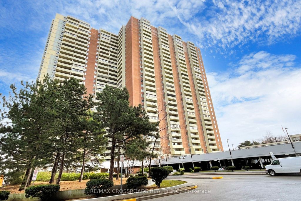 Photo of 5 Massey Square #Ph18, Toronto, ON M4C 5L6 (MLS # E12855664)