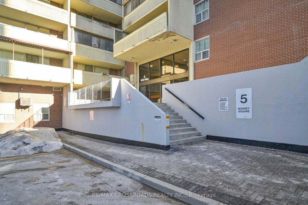 Photo of 5 Massey Square #Ph18, Toronto, ON M4C 5L6 (MLS # E12855664)