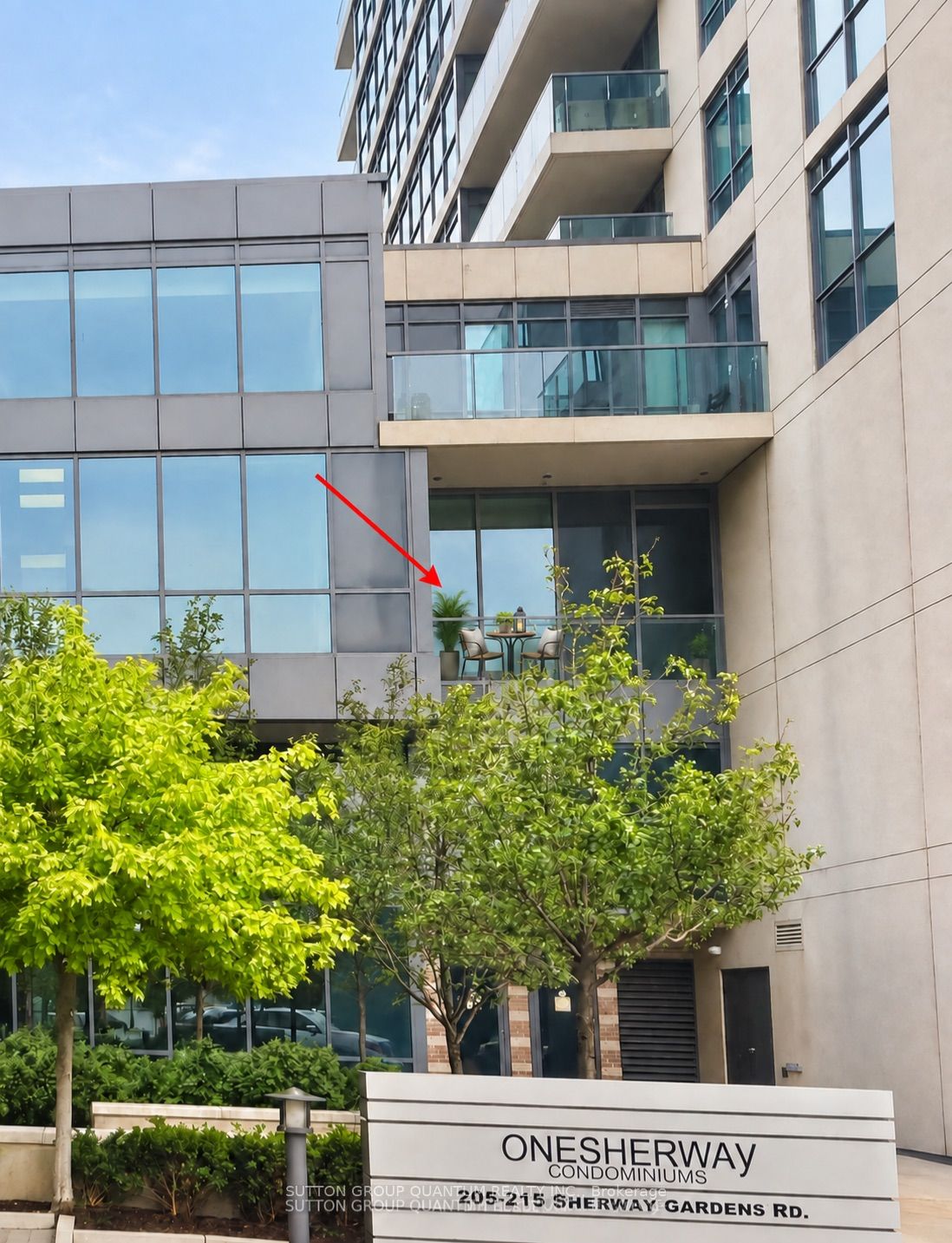 215 Sherway Gardens Road 411