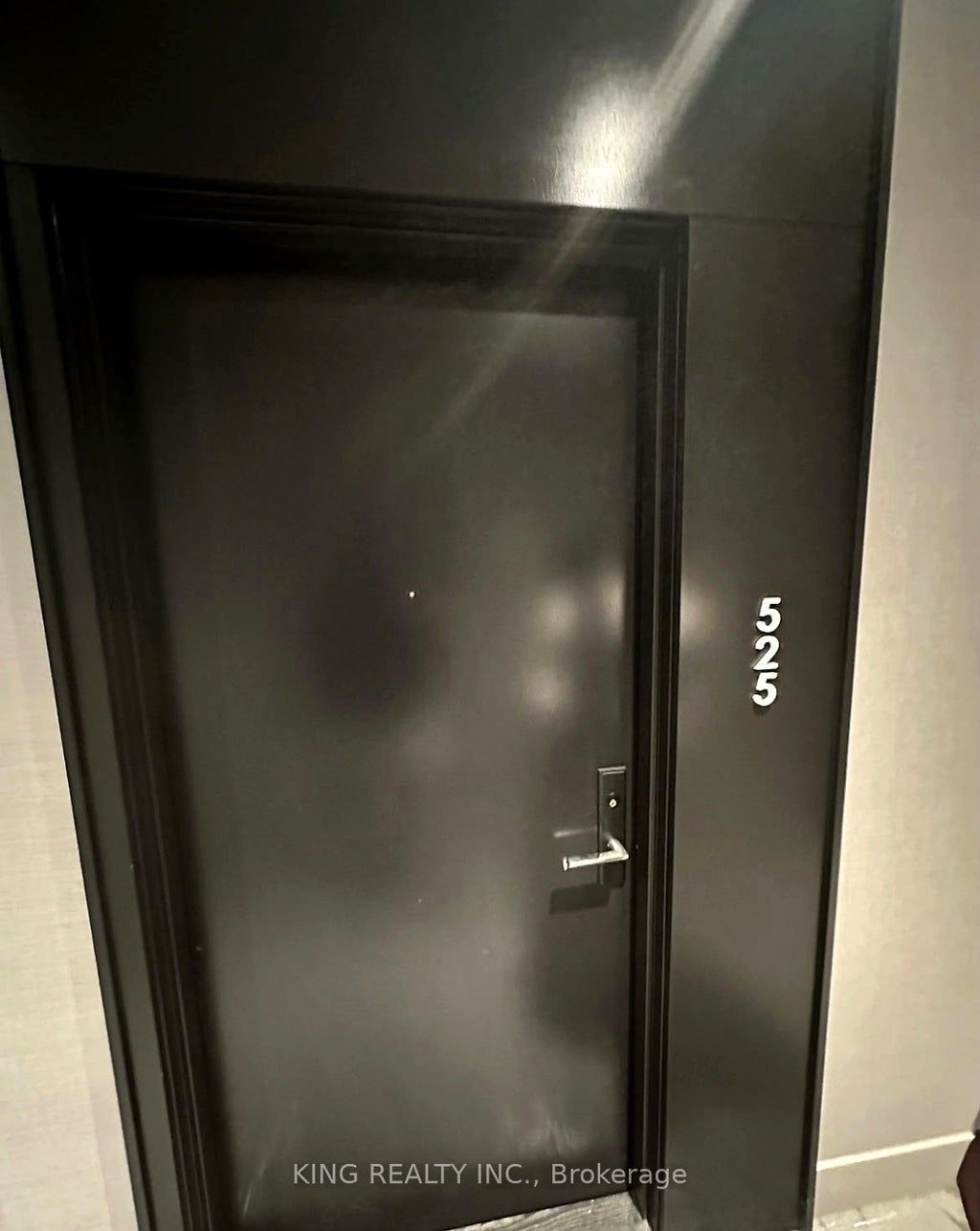 Photo of 270 Dufferin Street S #525, Toronto, ON M6K 1Z6 (MLS # W13861874)