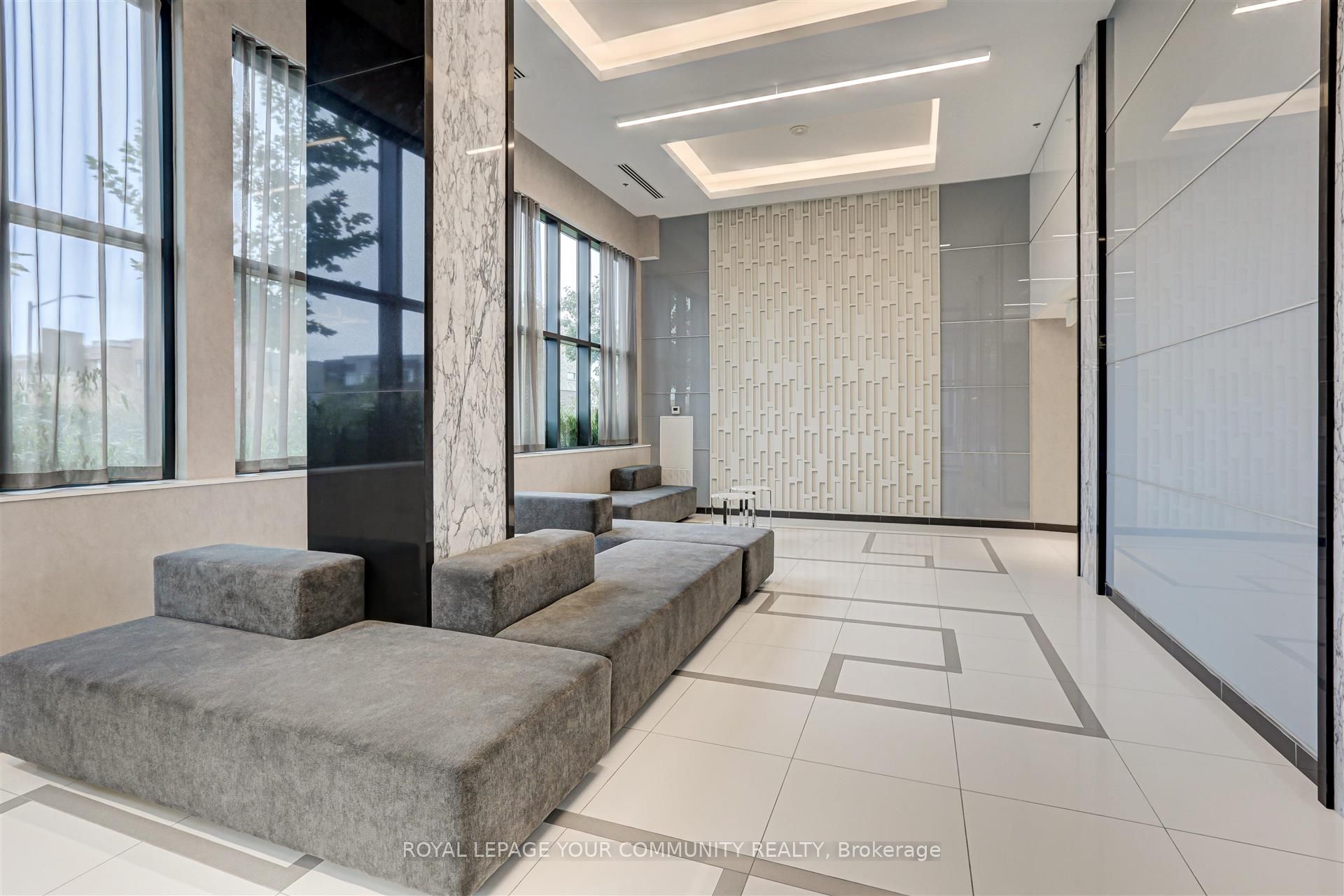 99 Eagle Rock Way 213