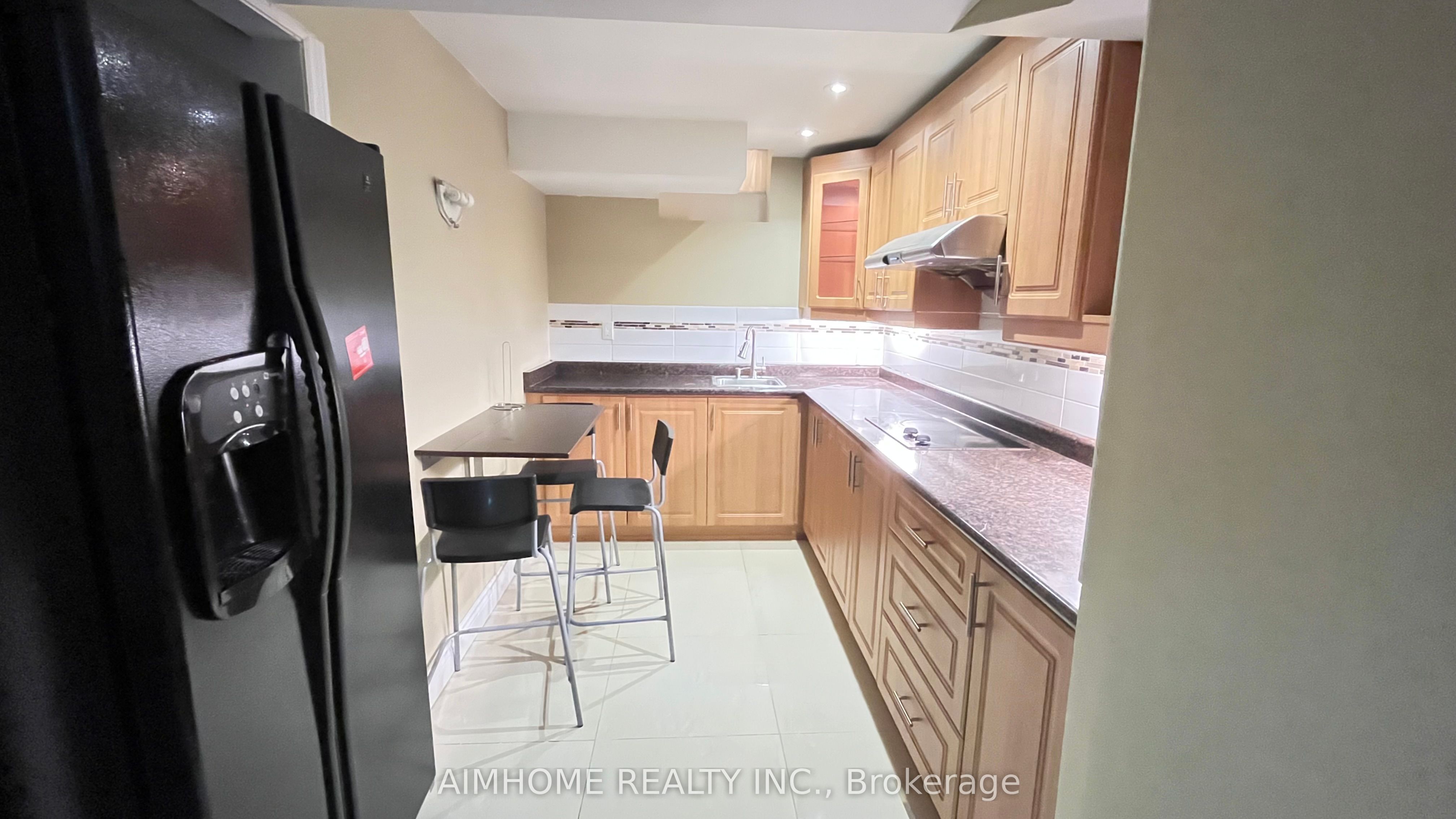 881 Knotty Pine Grove BSMT