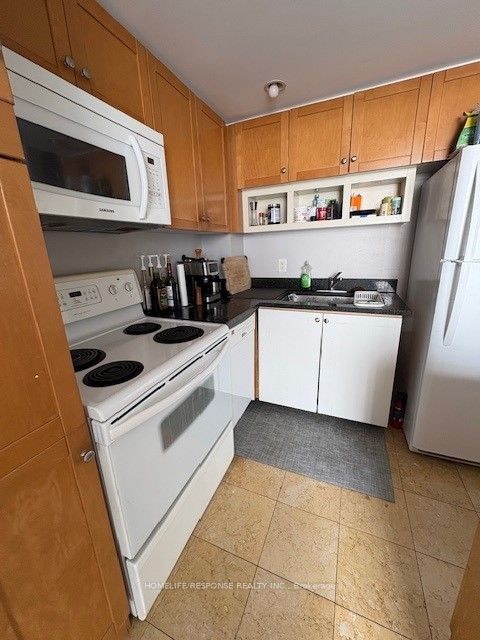 208 QUEENS Quay 1709