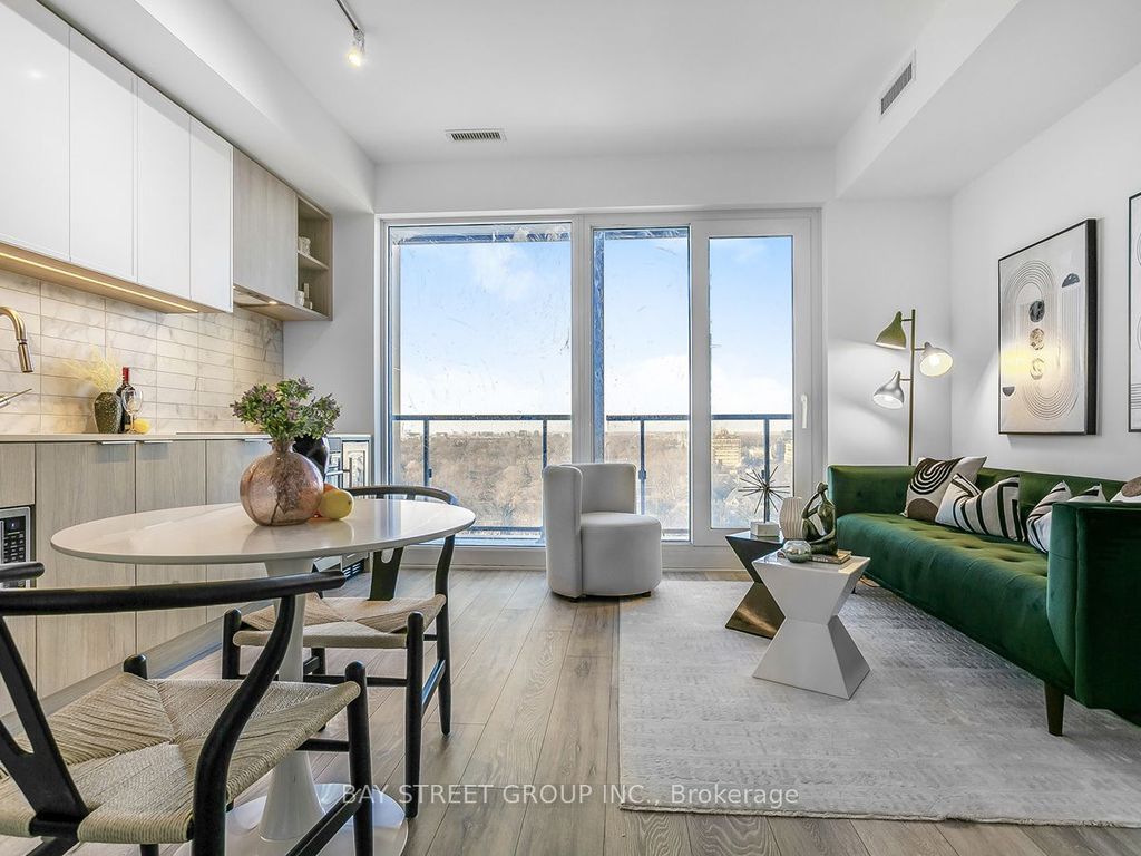 Photo of 2020 Bathurst Street #1910, Toronto, ON M5P 0A6 (MLS # C12842222)