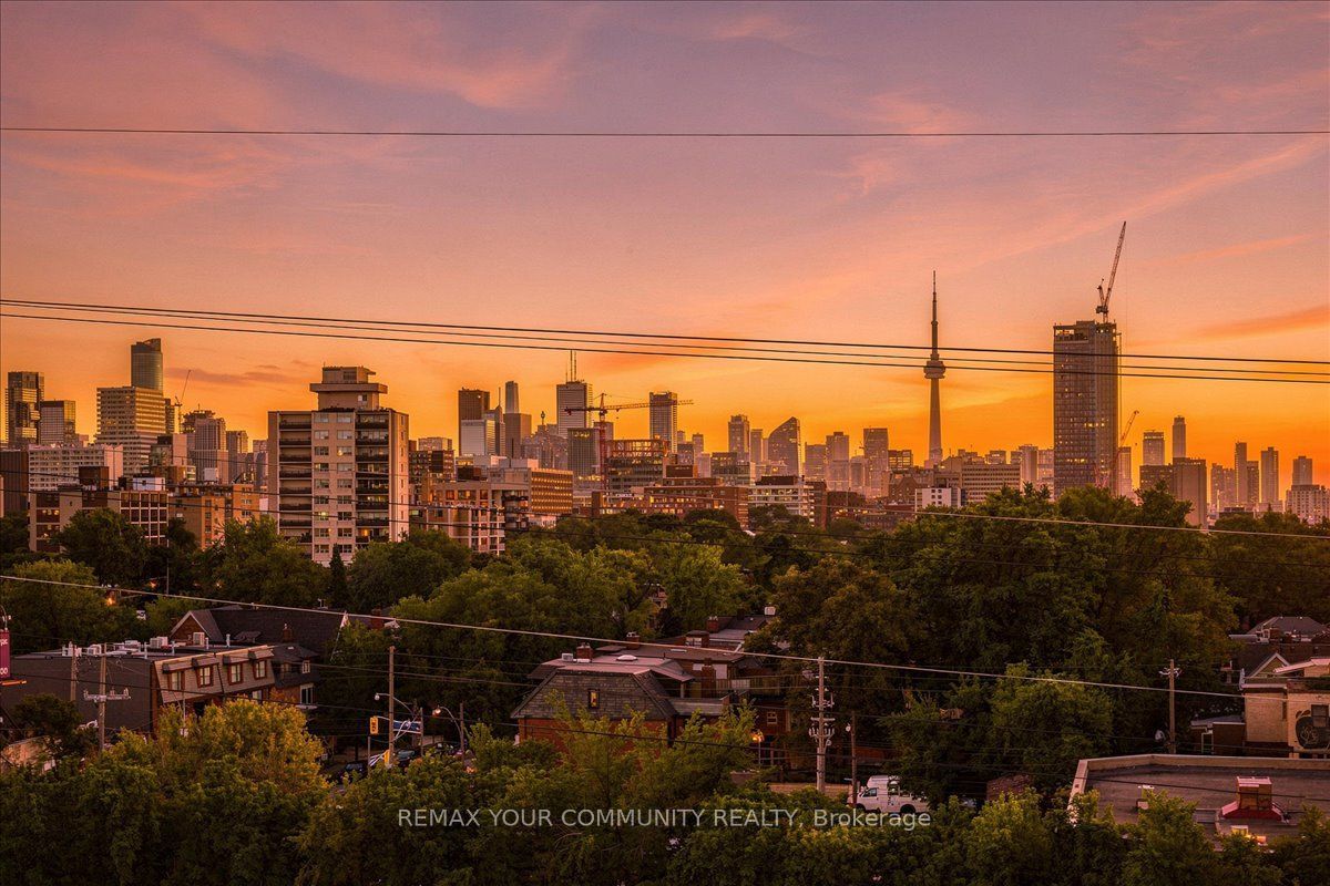 380 Macpherson Avenue 501