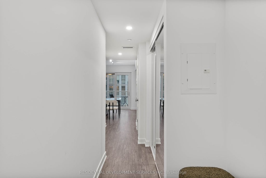 Photo of 88 Queen Street #901, Toronto, ON M5C 0B6 (MLS # C13501666)