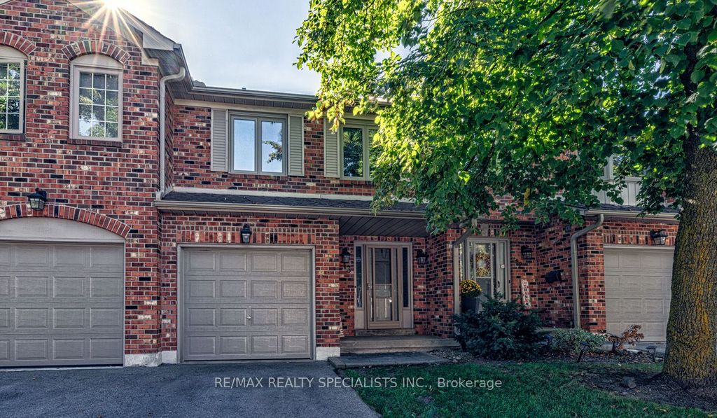 Photo of 2230 Walkers Line #13, Burlington, ON L7M 3Y8 (MLS # W12746114)
