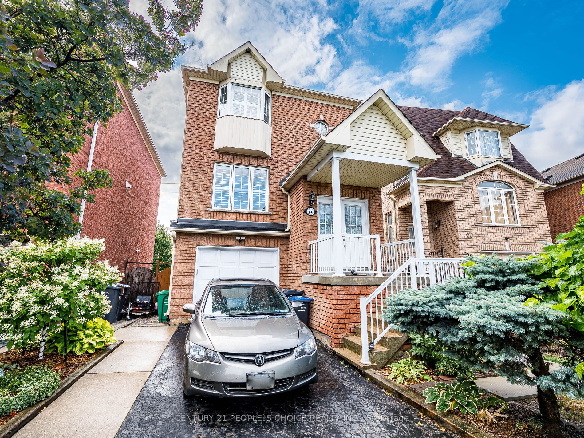 22 Domenico Crescent