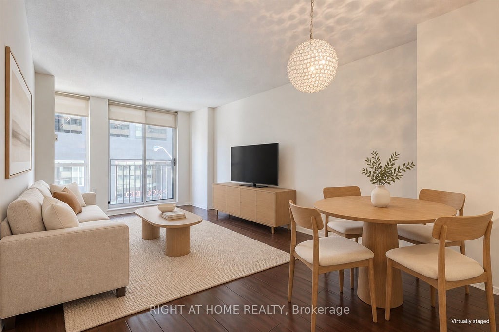 Photo of 388 Bloor Street E #507, Toronto, ON M4W 3W9 (MLS # C14019926)