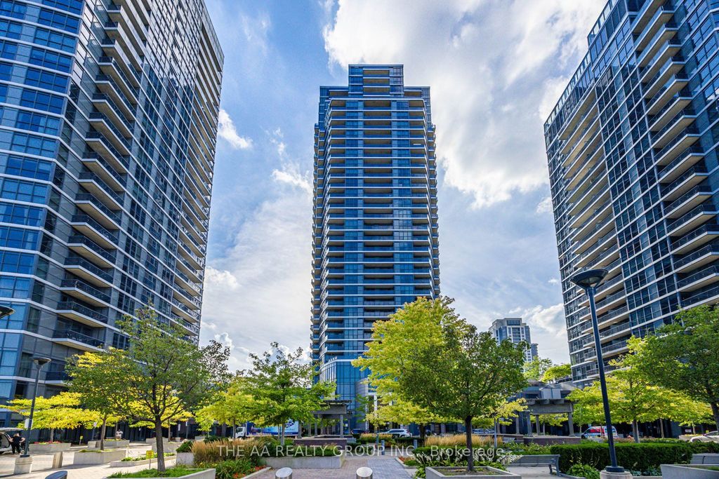 Photo of 5 Valhalla Inn Road #2111, Toronto, ON M9B 0B1 (MLS # W13044946)