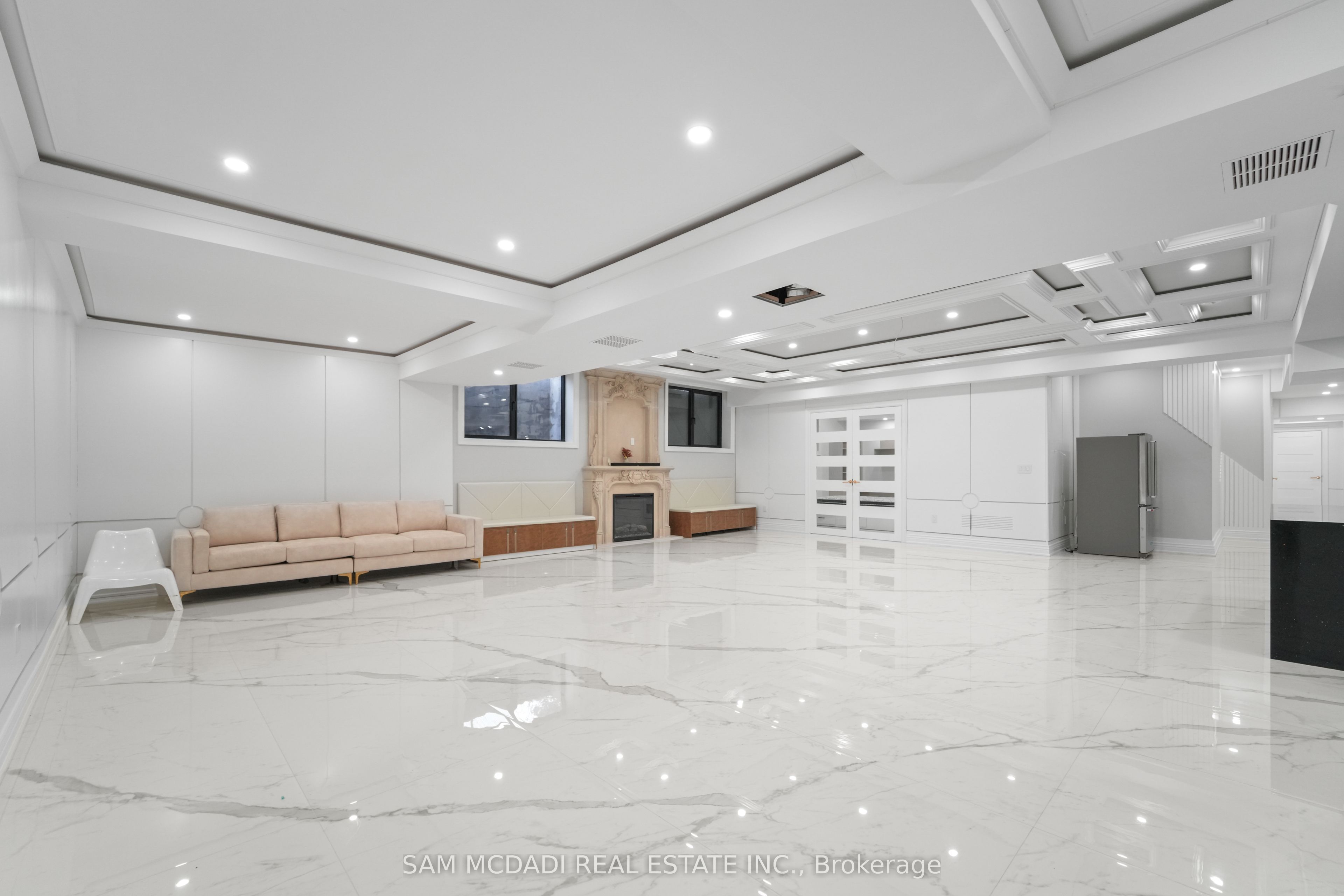 1394 Lorne Park Road Basement