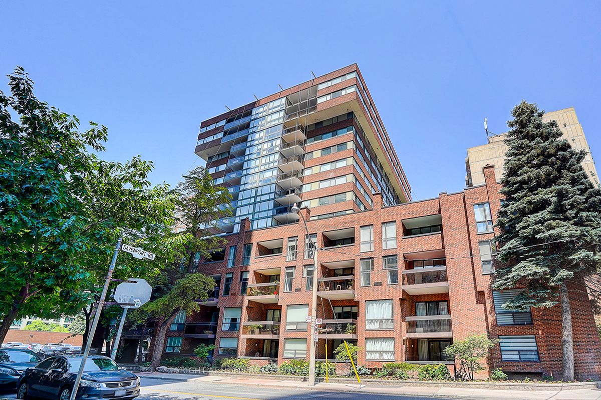 15 McMurrich Street 1202