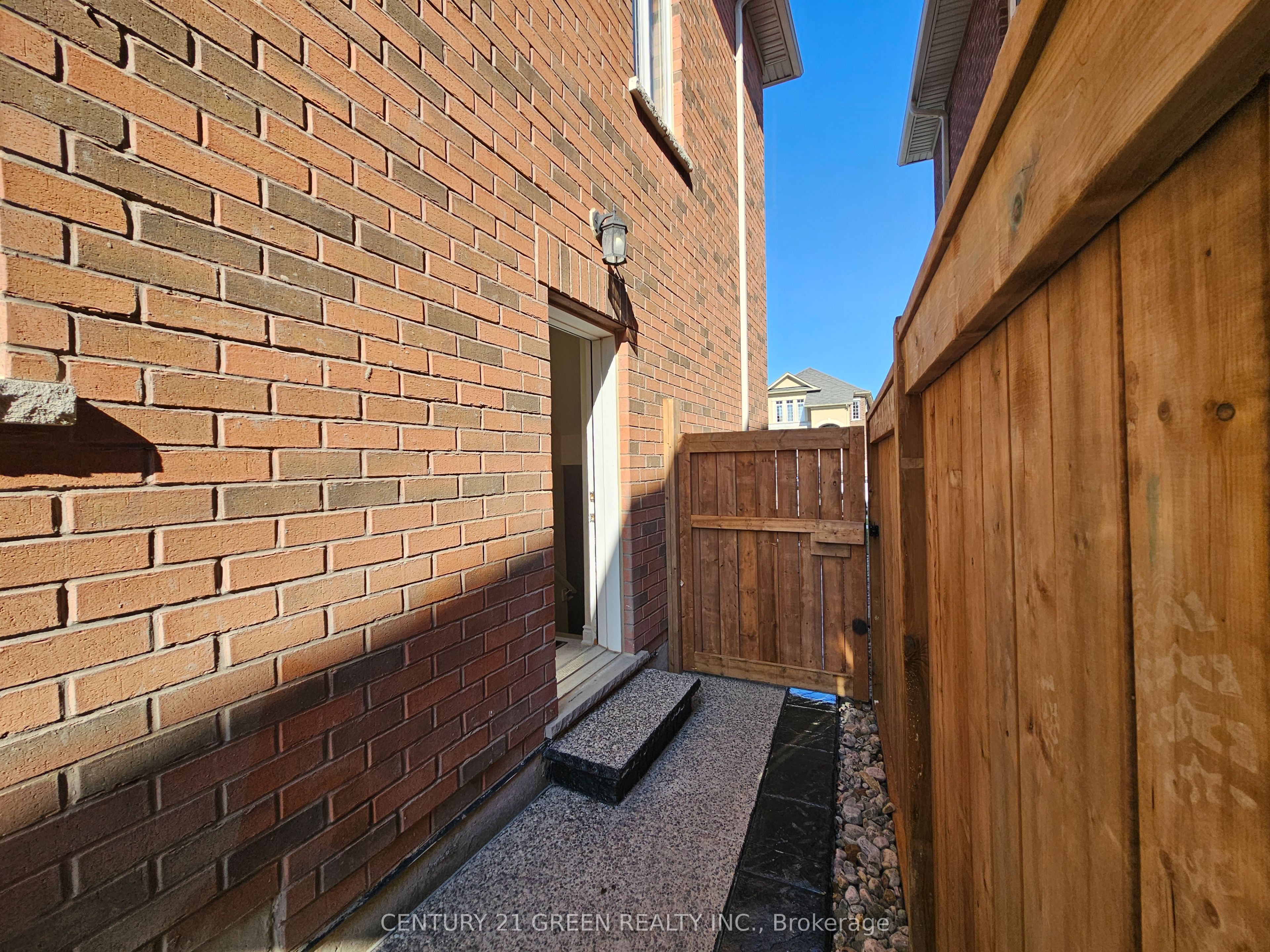 15172 Danby Road Bsmt