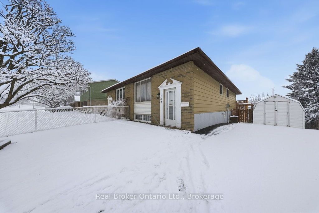 Photo of 142 Bee Street, Woodstock, ON N4S 3Z4 (MLS # X12888644)