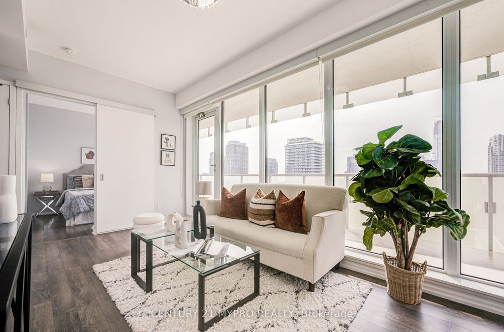 Photo of 197 Yonge Street #3109, Toronto, ON M5B 1M4 (MLS # C13015386)