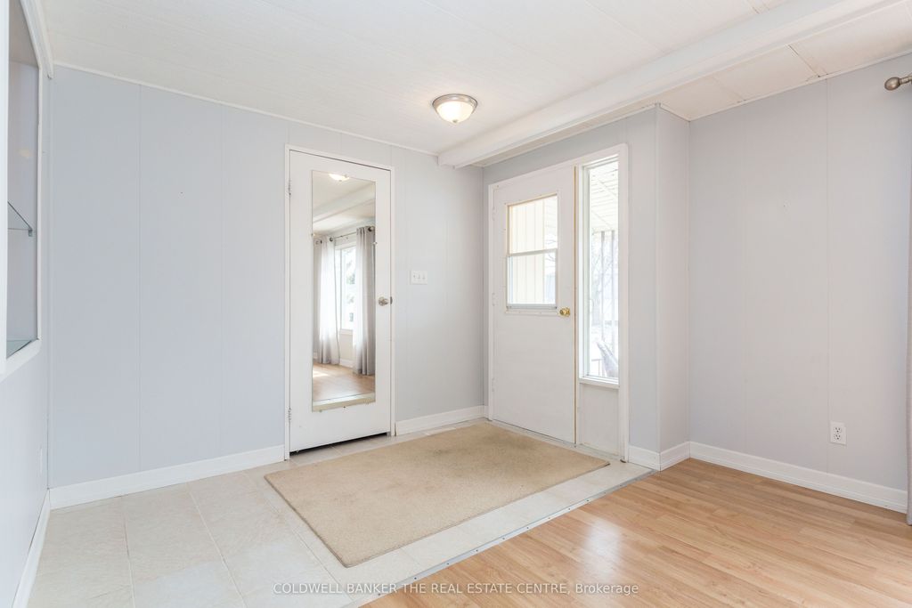 Photo of 60 Linden Lane, Innisfil, ON L9S 1P2 (MLS # N12927260)