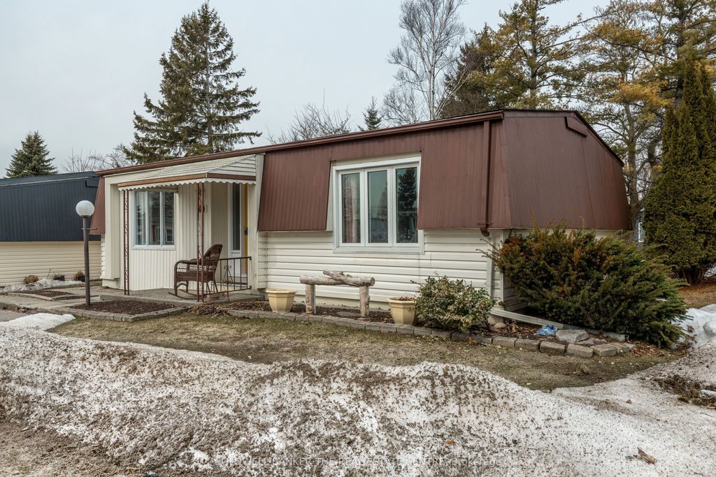 Photo of 60 Linden Lane, Innisfil, ON L9S 1P2 (MLS # N12927260)