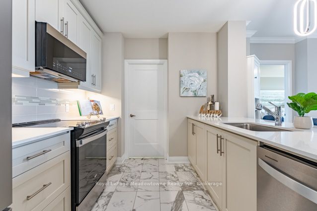 830 Megson Terrace 422