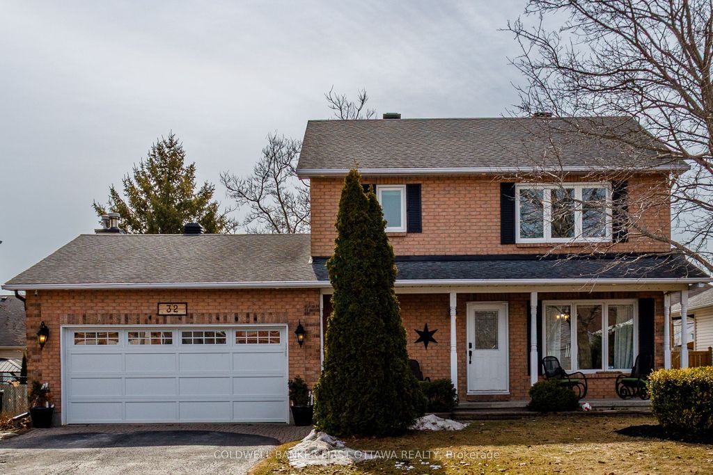 Photo of 32 James Lewis Avenue, Stittsville - Munster - Richmond, ON K2S 1K5 (MLS # X12956766)
