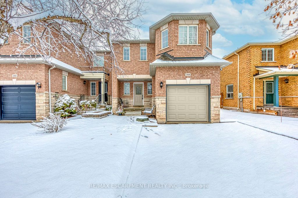Photo of 2468 Newcastle Crescent, Oakville, ON L6M 4P3 (MLS # W12905794)