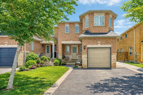 2468 Newcastle Crescent Oakville ON L6M 4P3