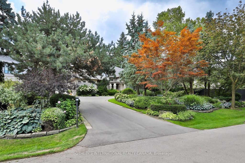 Photo of 23 Country Lane, Toronto, ON M2L 1E1 (MLS # C13118062)