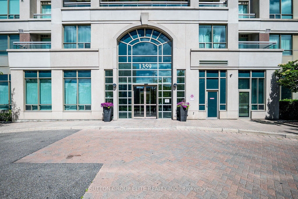 Photo of 1359 Rathburn Road E #308, Mississauga, ON L4W 5P7 (MLS # W13452586)