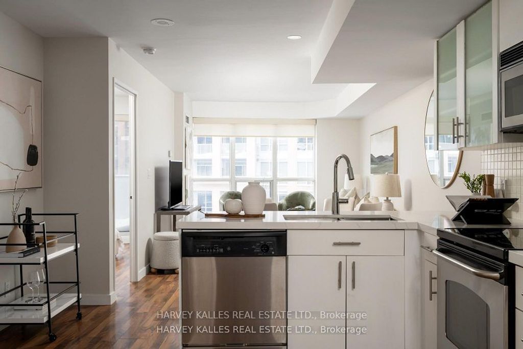 Photo of 1005 King Street W #301, Toronto, ON M6K 3M8 (MLS # C12878288)