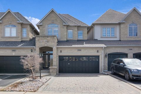 3104 Cardross Court Oakville ON L6M 0A1