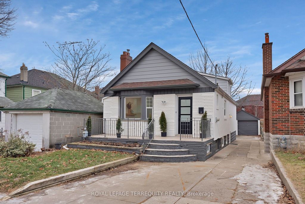 Photo of 40 Leroy Avenue, Toronto, ON M4J 4G8 (MLS # E12973440)