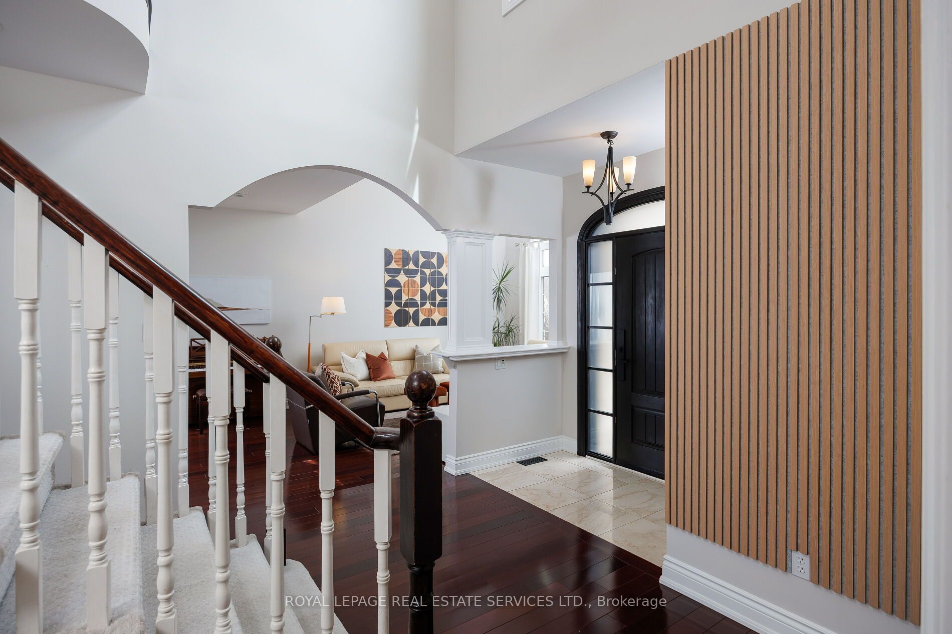 1061 Summit Ridge Drive