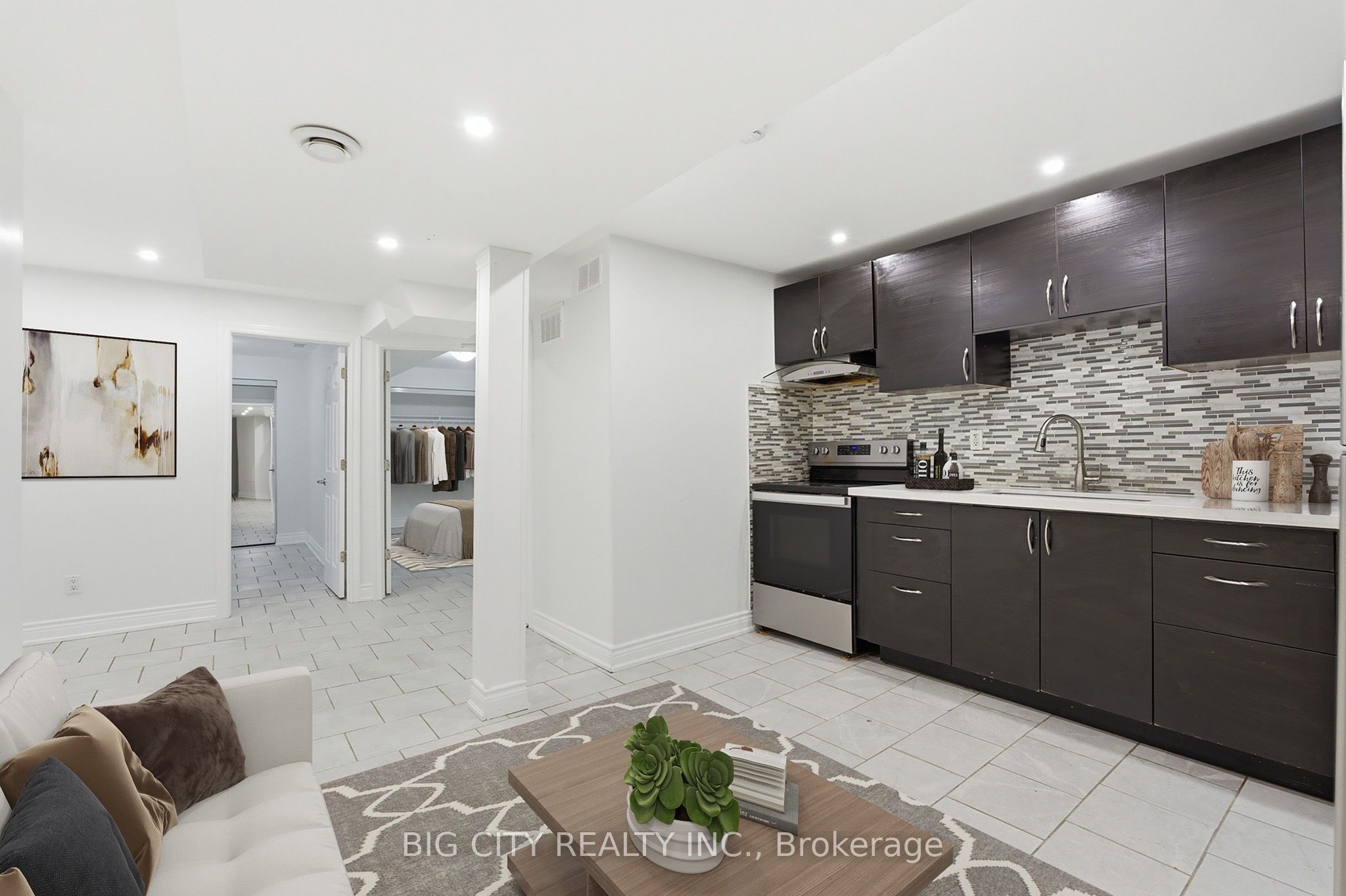 5487 Cosmic Crescent Lower