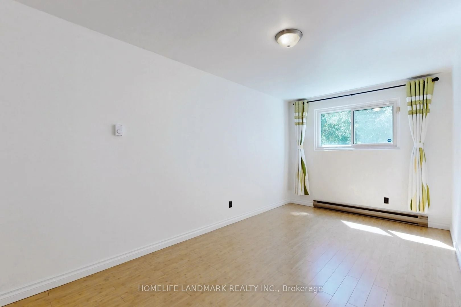 137 Angus Drive Lower