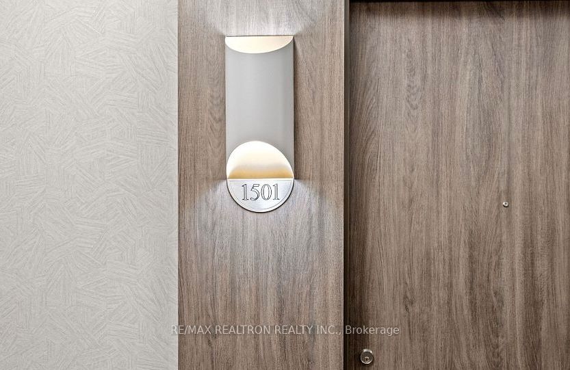 20 Gatineau Drive 1501E